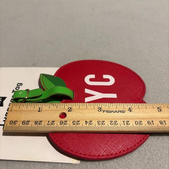 Typo NYC Luggage Tag for Bags or Suitcase Red Apple - Picture 4 of 5